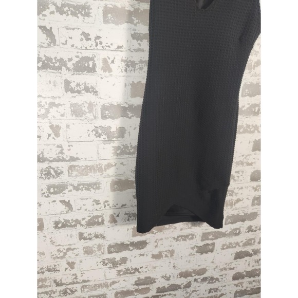 ASTR The Label Dress Size XS Black Plunge V-Neck Bodycon Pique Club Wear - Picture 3 of 15